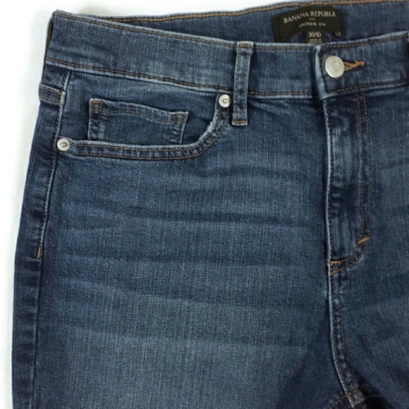 Banana Republic Factory Medium Wash Girlfriend Denim Jeans Womens 30/10 Frayed - Picture 9 of 11